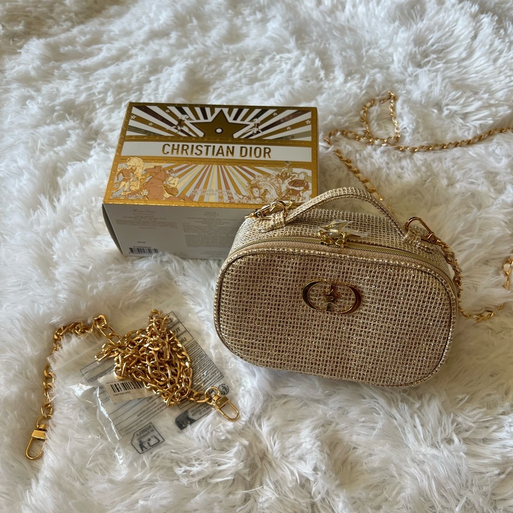 ‼️New Dior Gold Mini Bag - Makeup Pouch‼️ - Picture 3 of 6